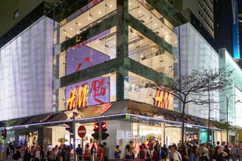 H&M sales stagnated