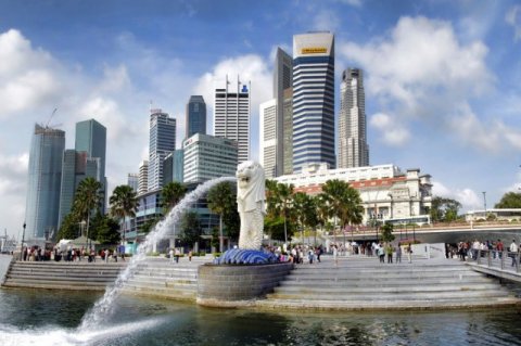 Сингапур и Париж самые дорогие город в мире
